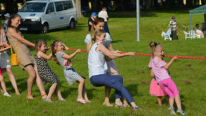 XVIII Rodzinny Piknik Integracyjny Osób Niepełnosprawnych w Łańcucie Radio FARA