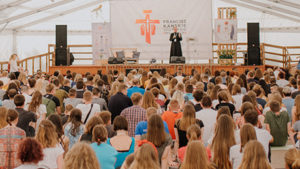 KALWARIA PACŁAWSKA: 32. FSM – dzień 2 Radio FARA