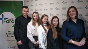 Szkoła miłości: Solidarni z Ukrainą Radio FARA