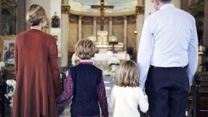 Liturgia od zakrystii: Świętowanie i odpoczywanie w Dzień Pański Radio FARA