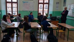 JAROSŁAW: Zajęcia z edukatorem IPN oraz wystawa w „Katoliku” w 41 rocznicę wprowadzenia stanu wojennego Radio FARA