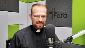 Radio FARA